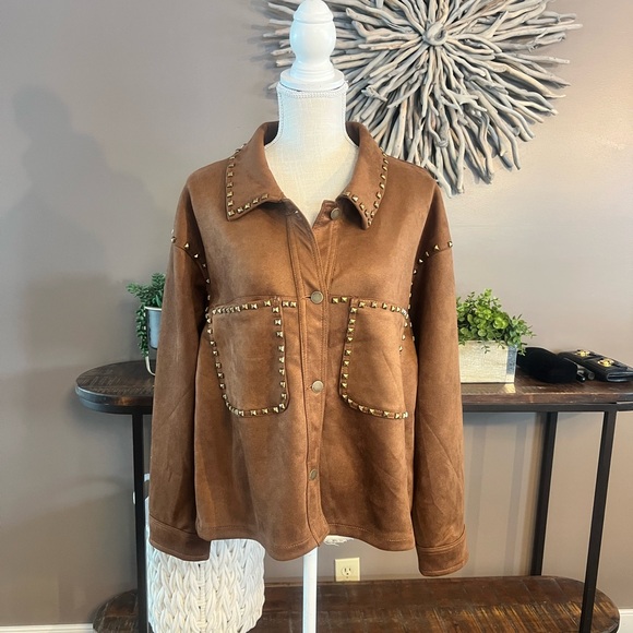 Vigoss Jackets & Blazers - Vigoss faux‎ suede jacket button up.